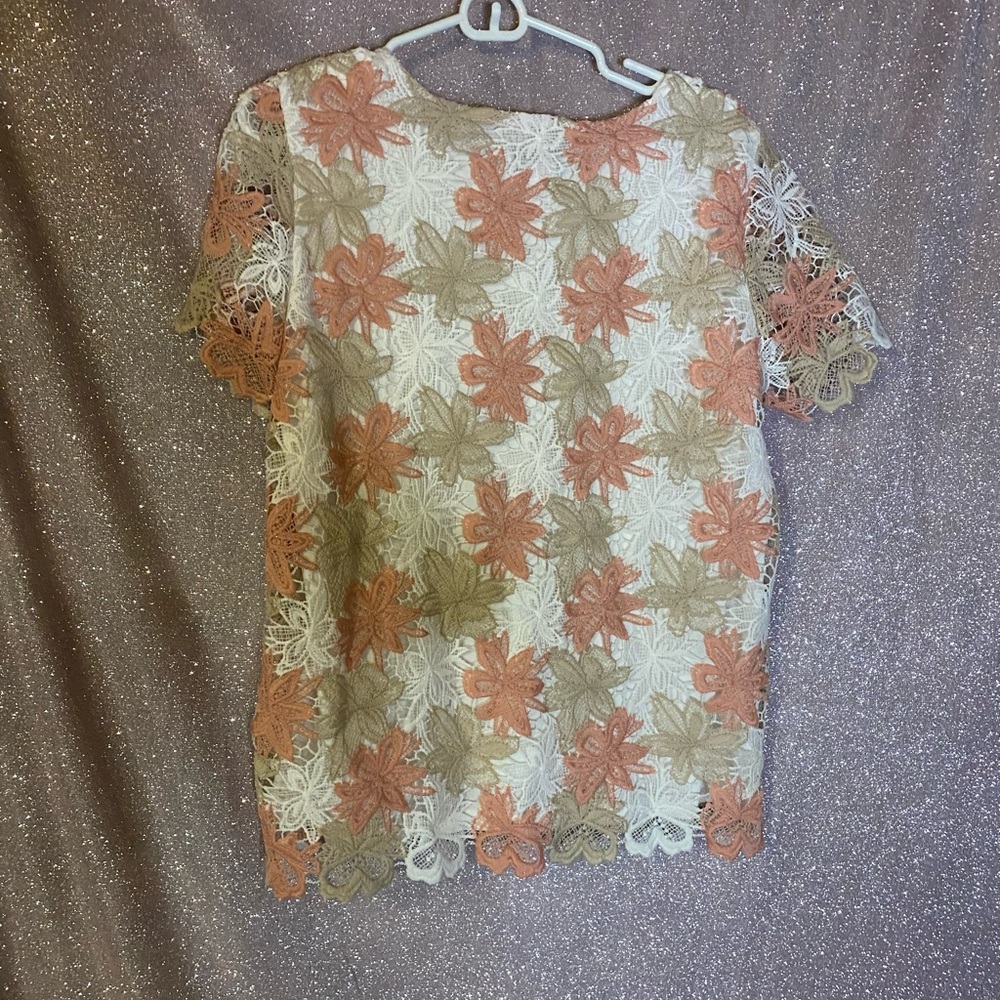 Light pink, white and beige flower blouse